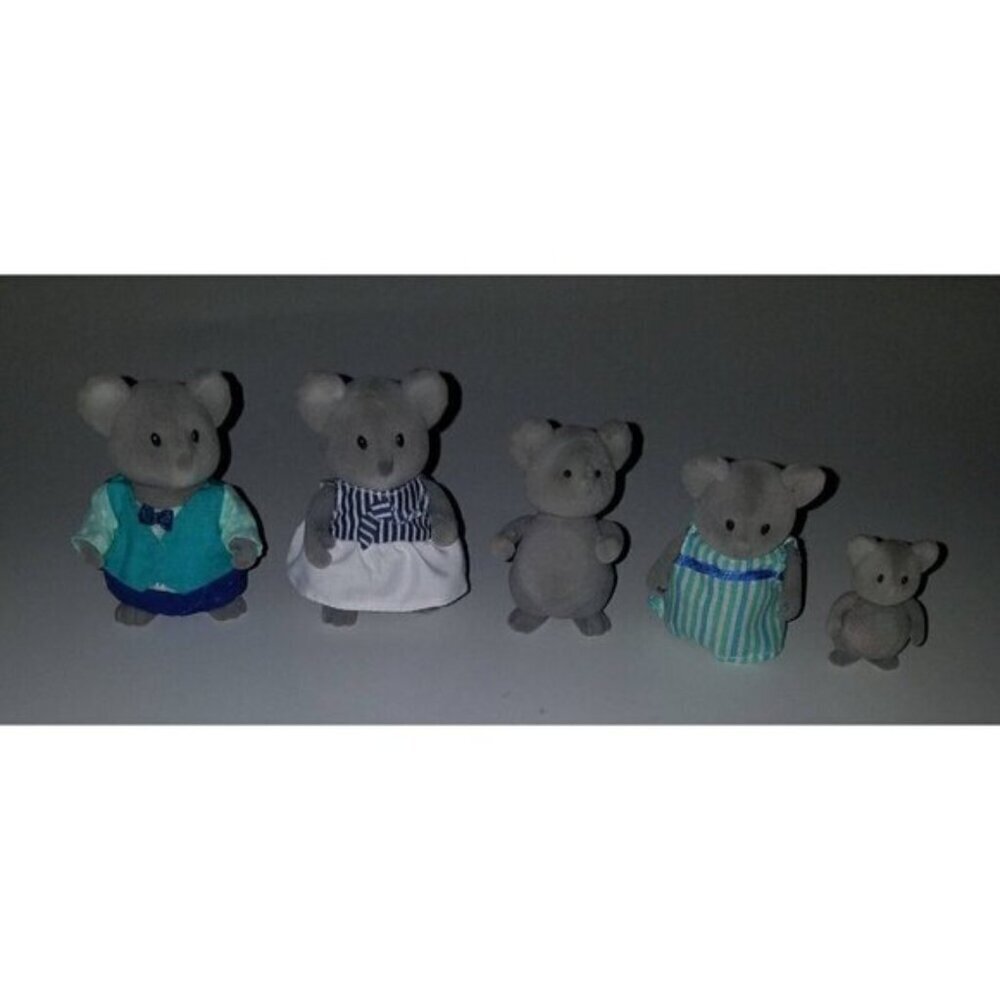 Lil Woodzeez Canberras Koala Family Figures + Extra Toy Lot